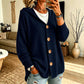 Gebreid Vest met Capuchon en Knoopsluiting